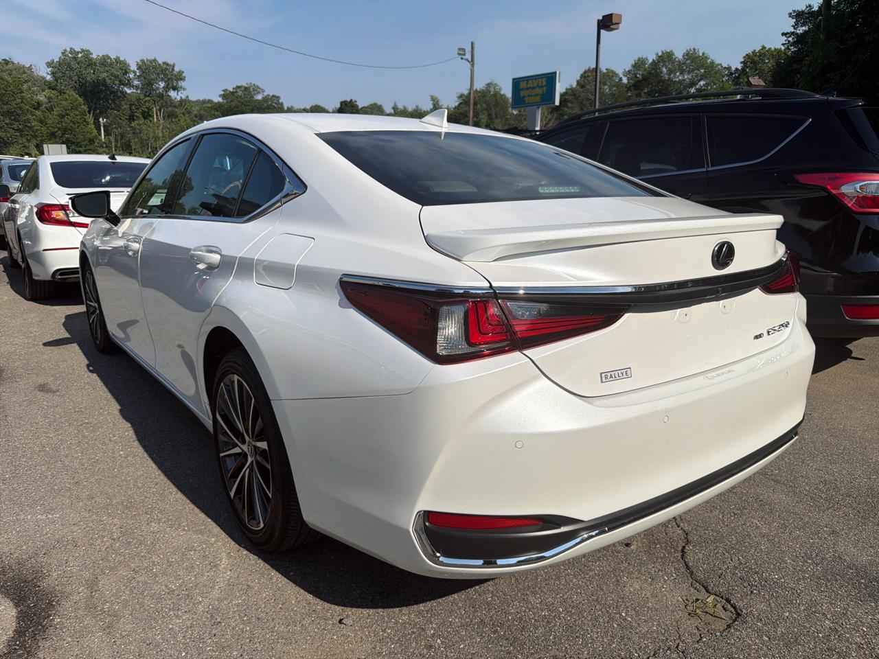 Lexus ES ES 250 AWD 2023