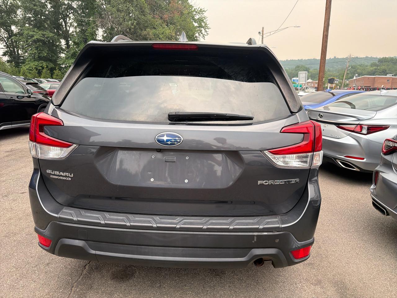 Subaru Forester Premium CVT 2021