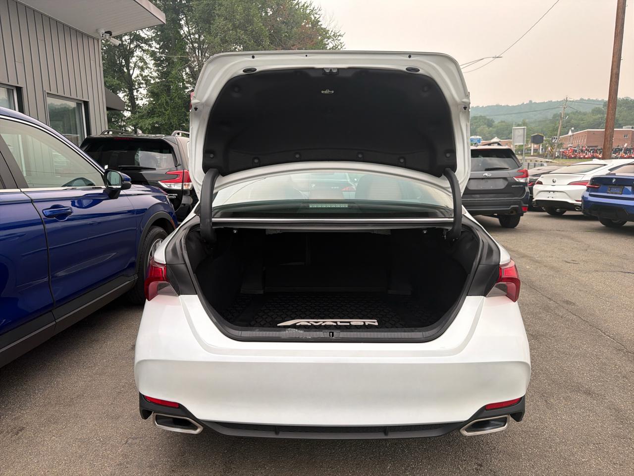 Toyota Avalon Touring (Natl) 2019