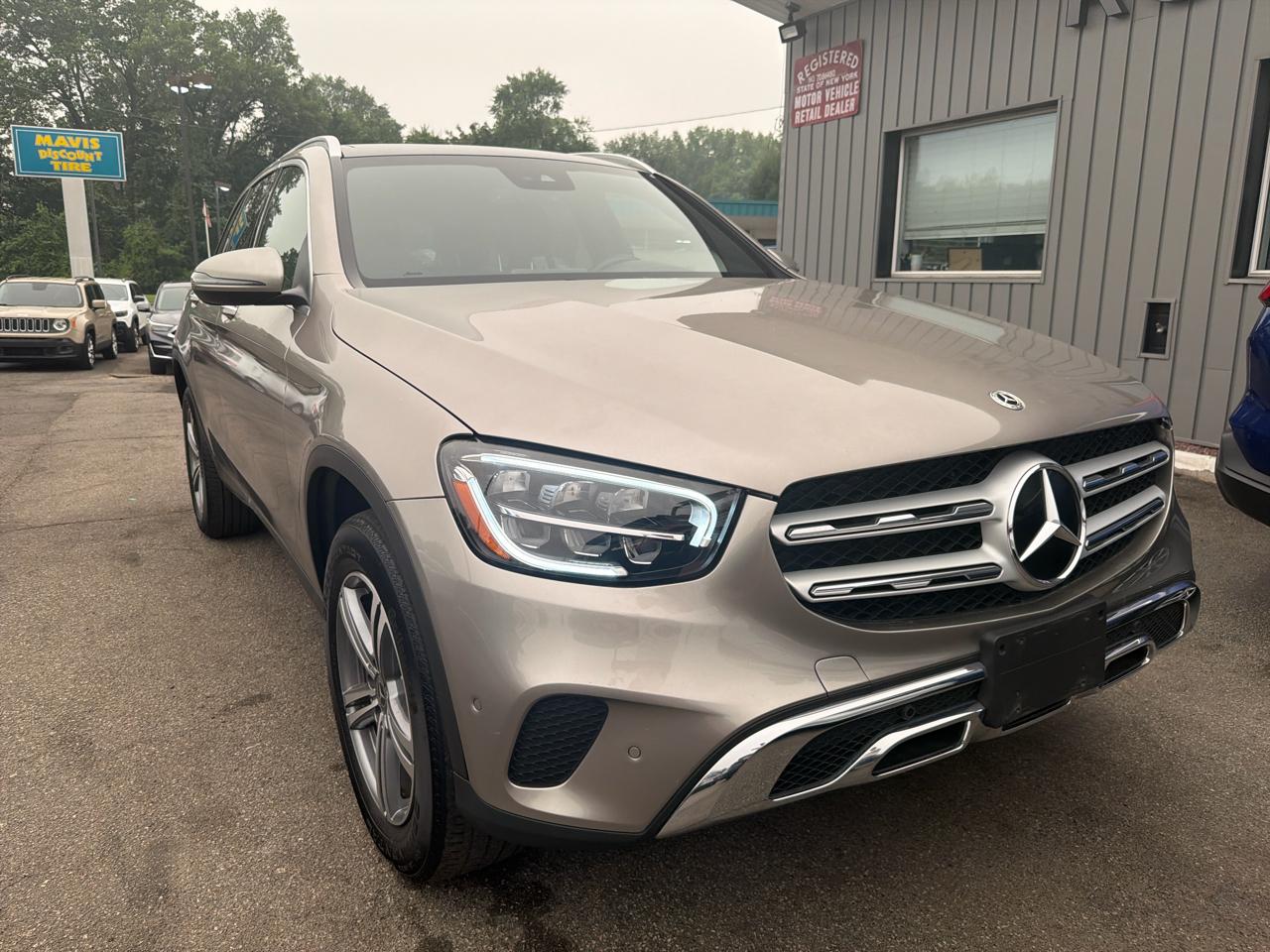 Mercedes-Benz GLC GLC 300 4MATIC SUV 2022