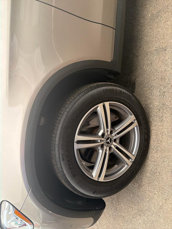 Mercedes-Benz GLC GLC 300 4MATIC SUV 2022