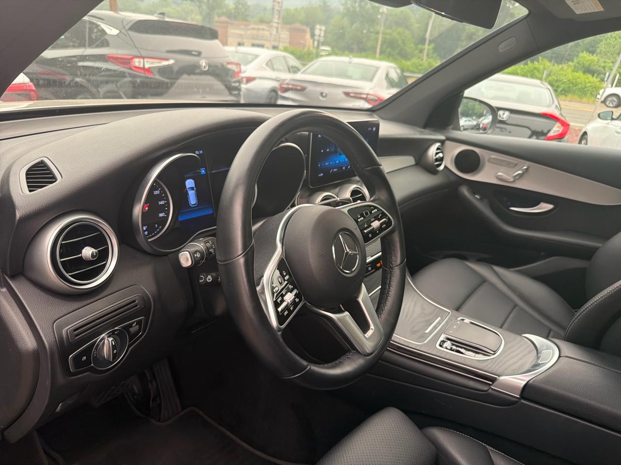 Mercedes-Benz GLC GLC 300 4MATIC SUV 2022