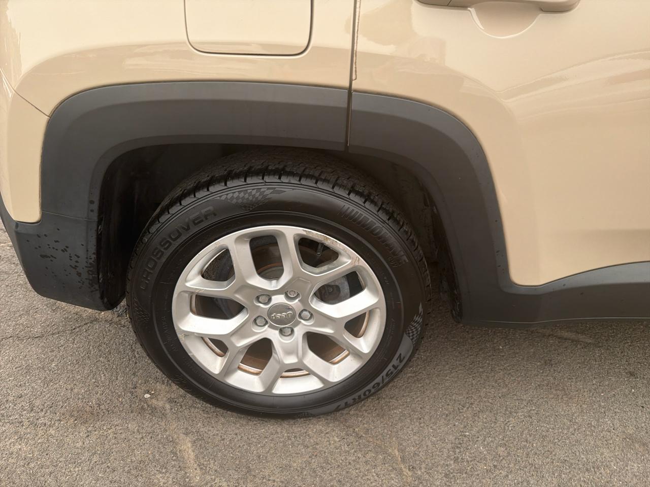 Jeep Renegade FWD 4dr Latitude 2016