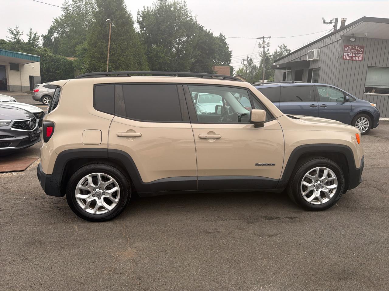 Jeep Renegade FWD 4dr Latitude 2016