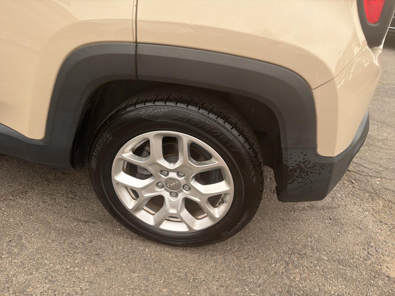 Jeep Renegade FWD 4dr Latitude 2016