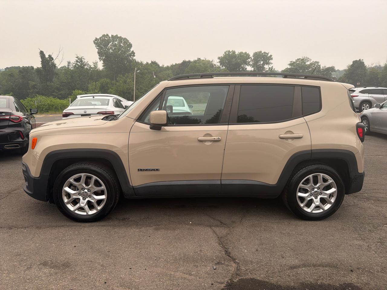 Jeep Renegade FWD 4dr Latitude 2016