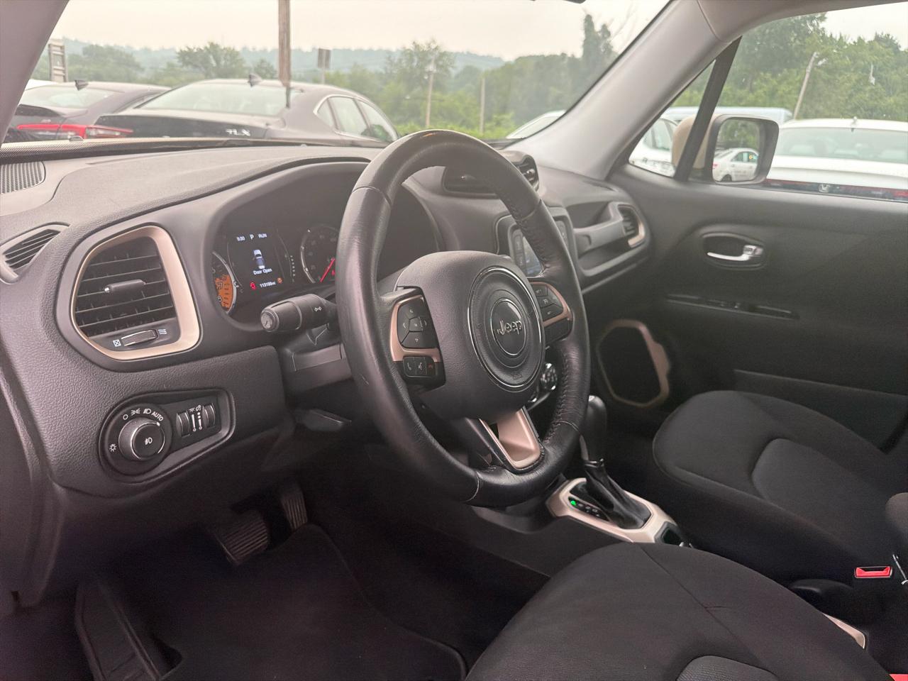 Jeep Renegade FWD 4dr Latitude 2016