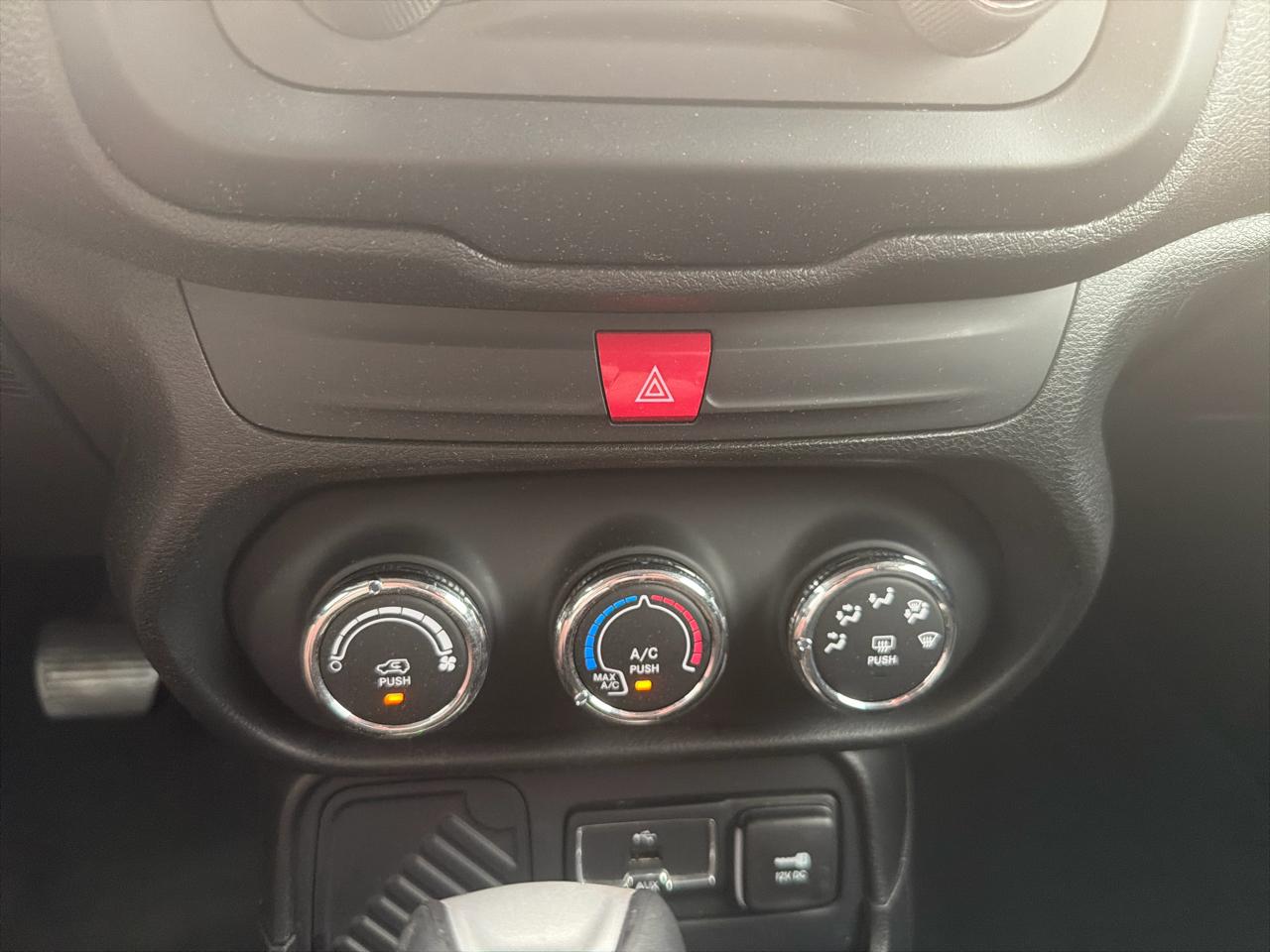 Jeep Renegade FWD 4dr Latitude 2016