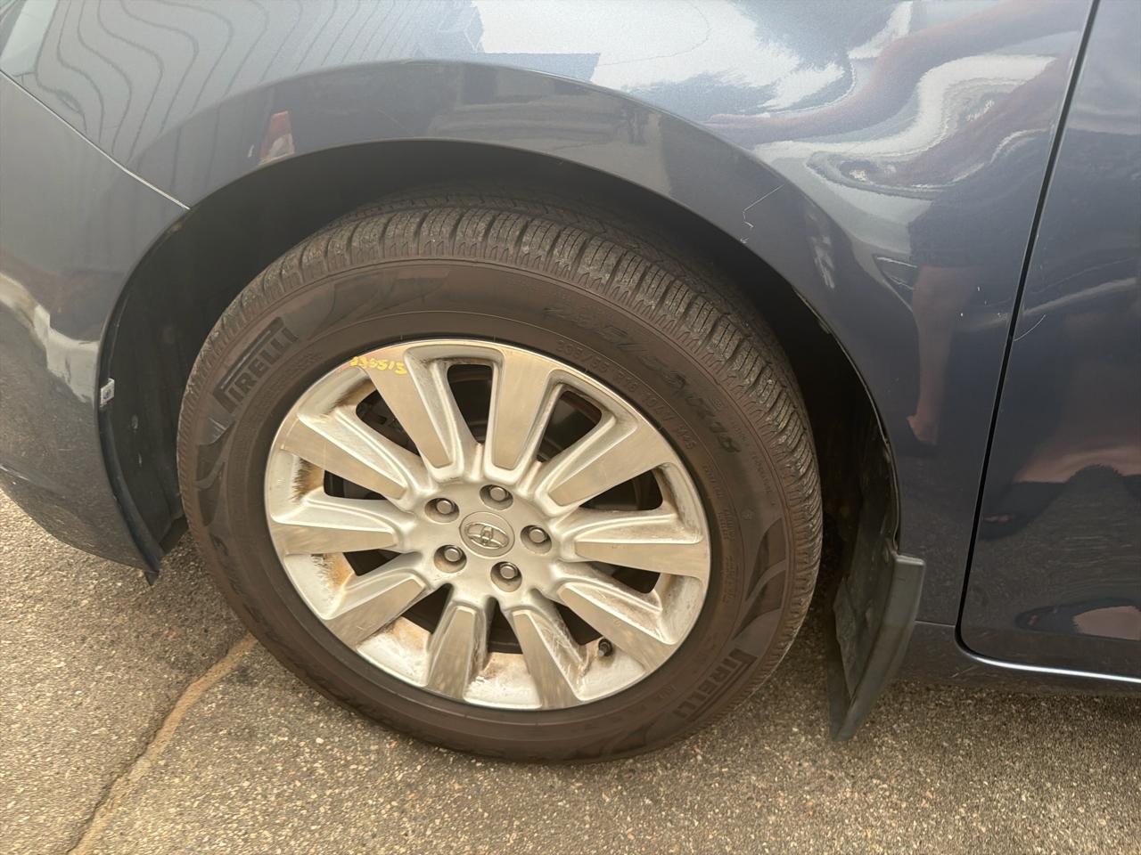 Toyota Sienna Limited Premium AWD 7-Passenger (Natl) 2017