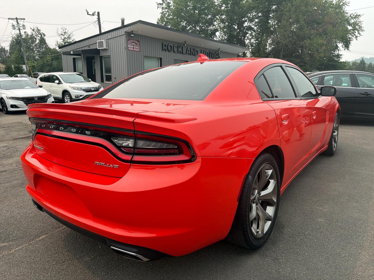 Dodge Charger SXT RWD 2017