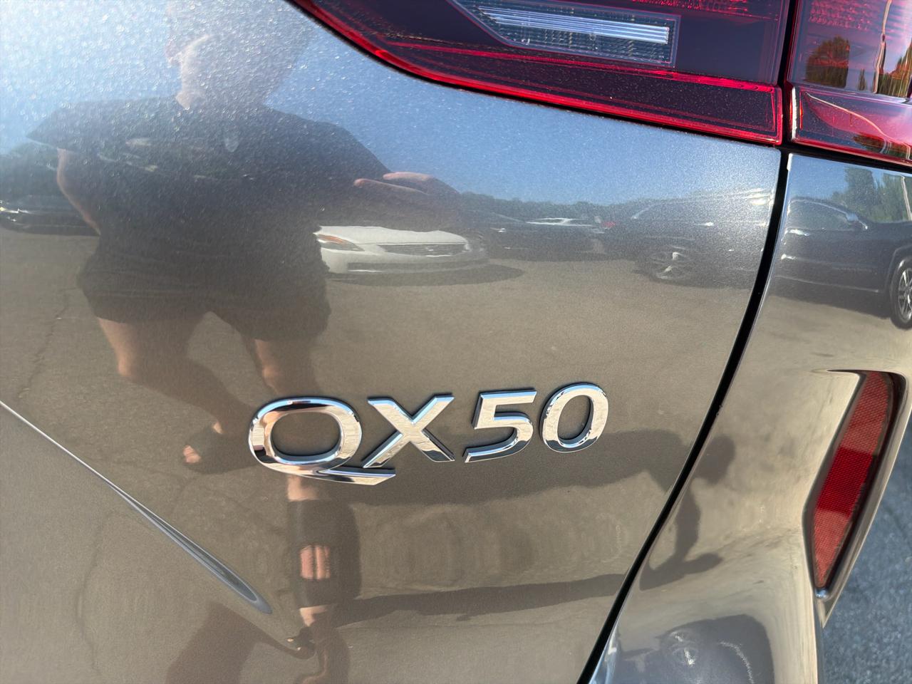Infiniti QX50 ESSENTIAL AWD 2019