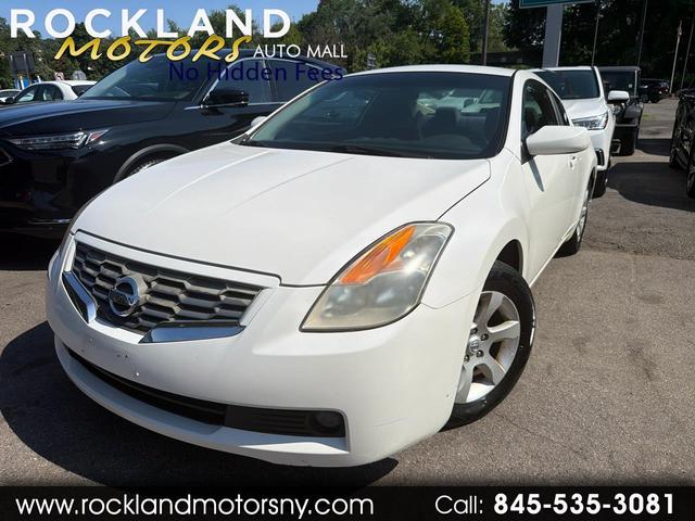 White 2008 Nissan Altima Coupe Coupe Front-Wheel Drive Automatic