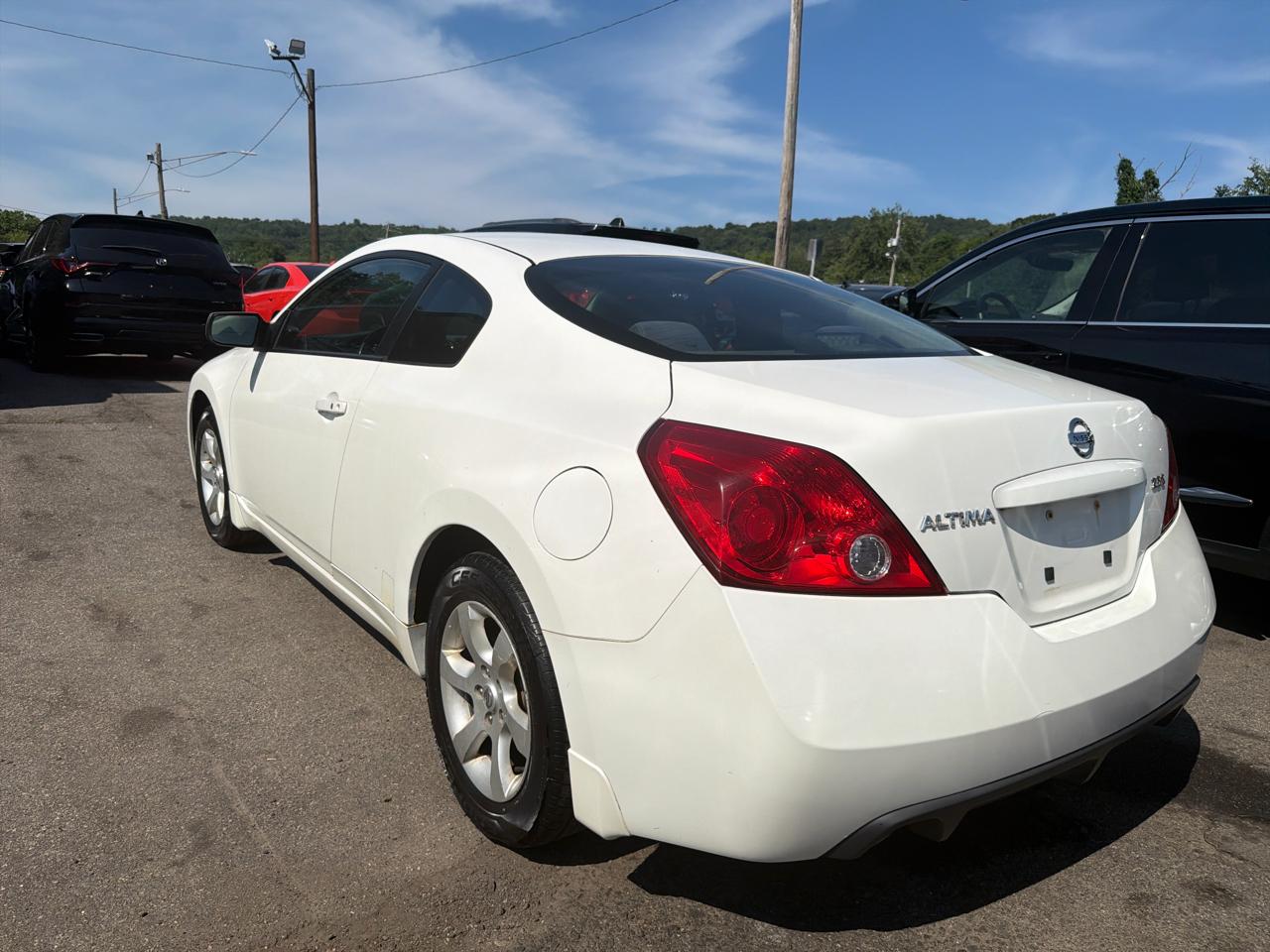 Nissan Altima 2dr Cpe I4 Man 2.5 S 2008