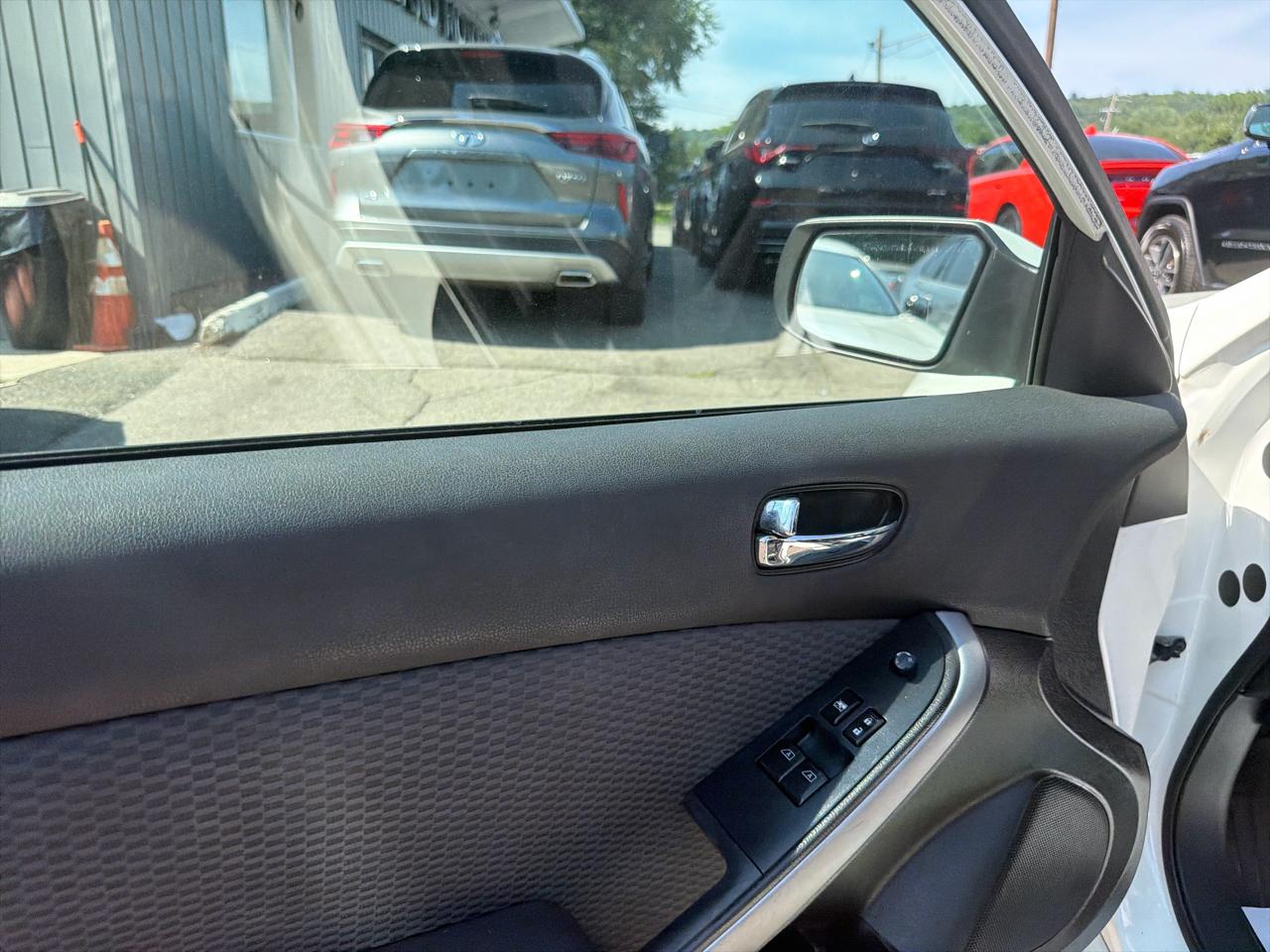 Nissan Altima 2dr Cpe I4 Man 2.5 S 2008