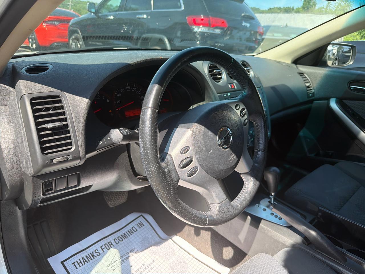 Nissan Altima 2dr Cpe I4 Man 2.5 S 2008