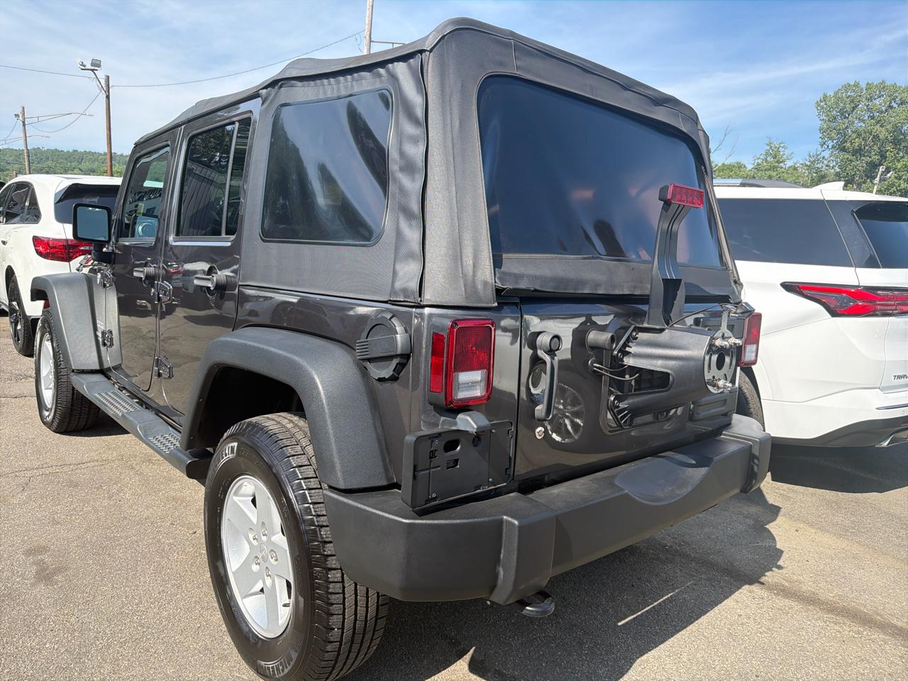 Jeep Wrangler Unlimited Sport 4x4 2017