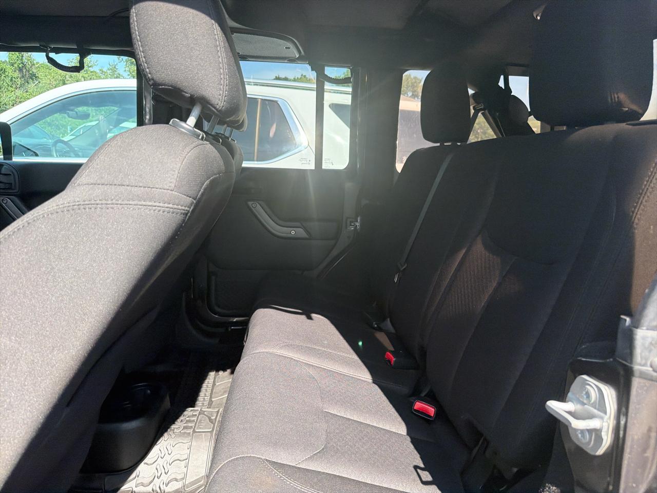 Jeep Wrangler Unlimited Sport 4x4 2017
