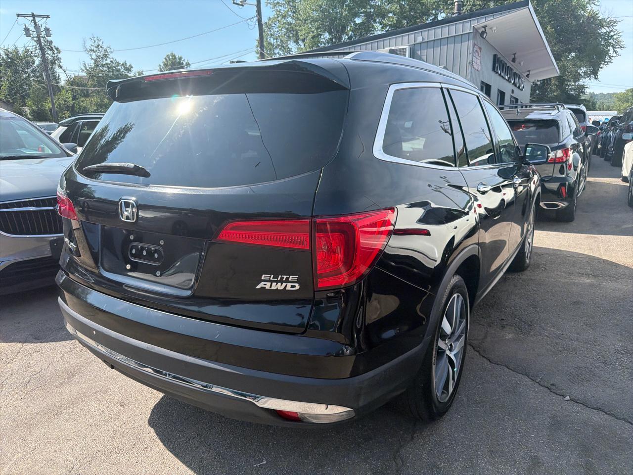 Honda Pilot Elite AWD 2017