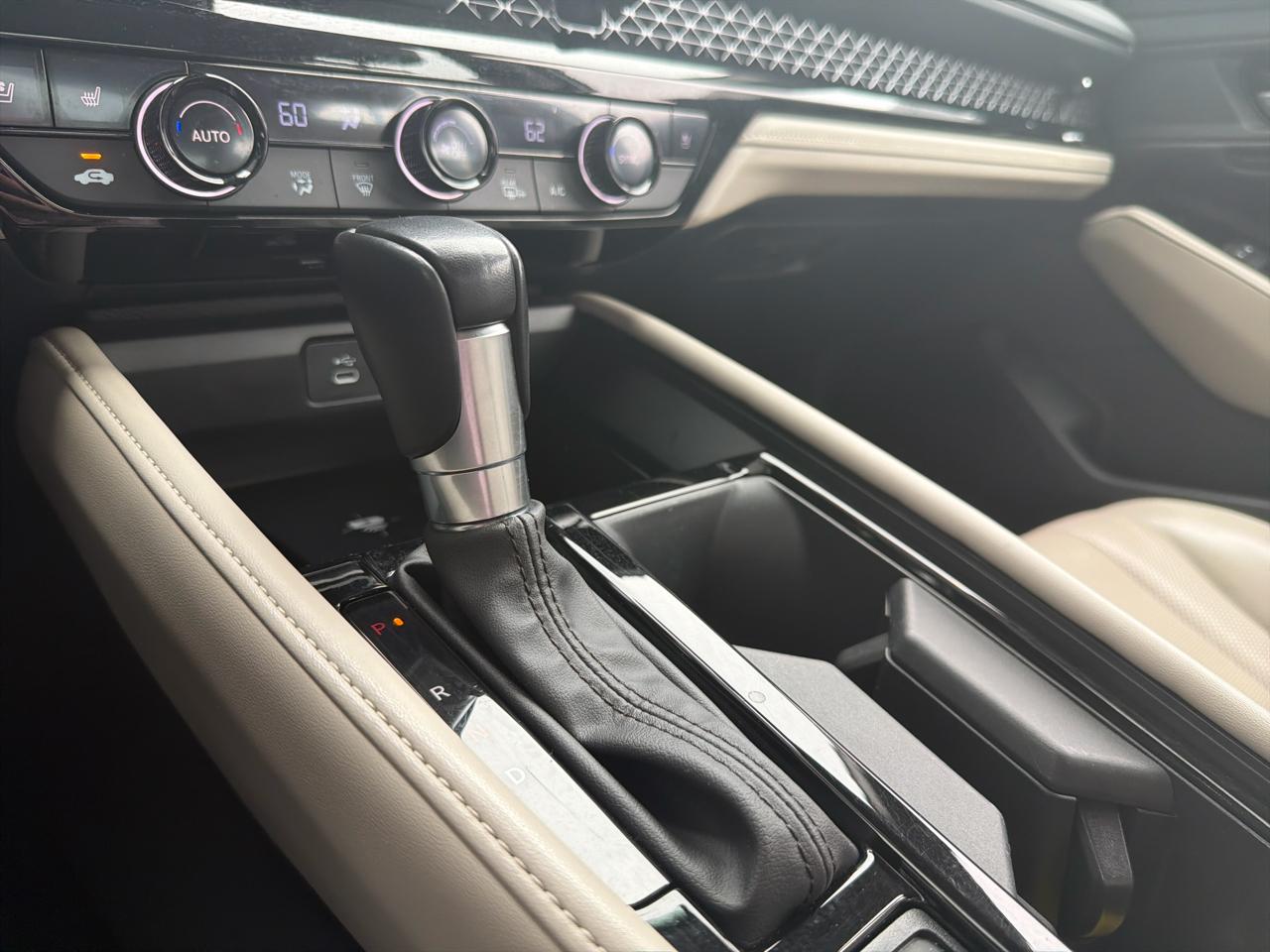 Honda Accord Hybrid Touring Sedan 2023