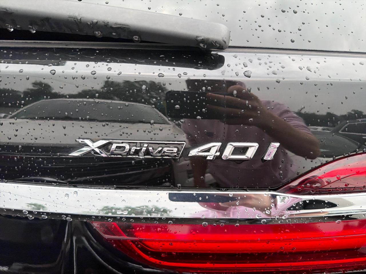 BMW X7 xDrive40i Sports Activity Vehicle 2021