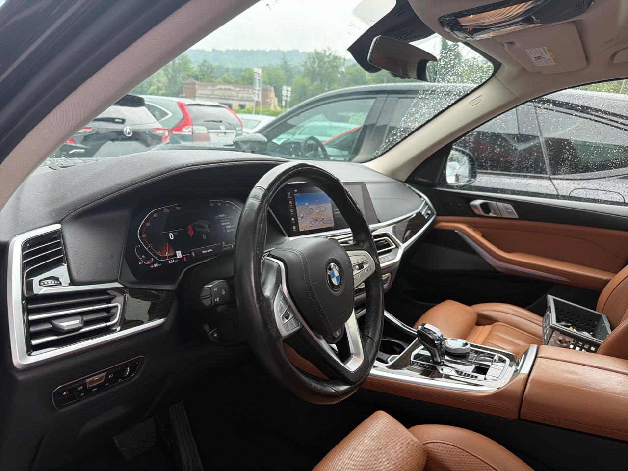 BMW X7 xDrive40i Sports Activity Vehicle 2021