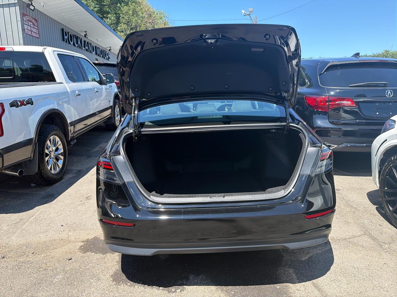 Honda Accord Sedan LX CVT 2023