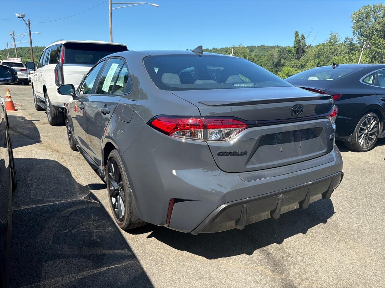 Toyota Corolla SE CVT (Natl) 2023