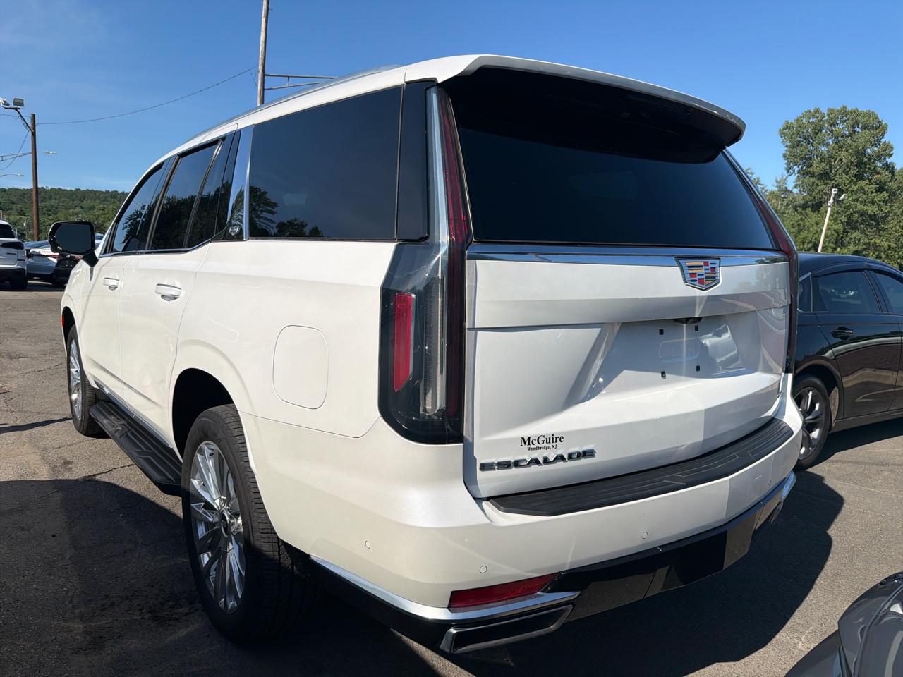 Cadillac Escalade 4WD 4dr Premium Luxury 2024