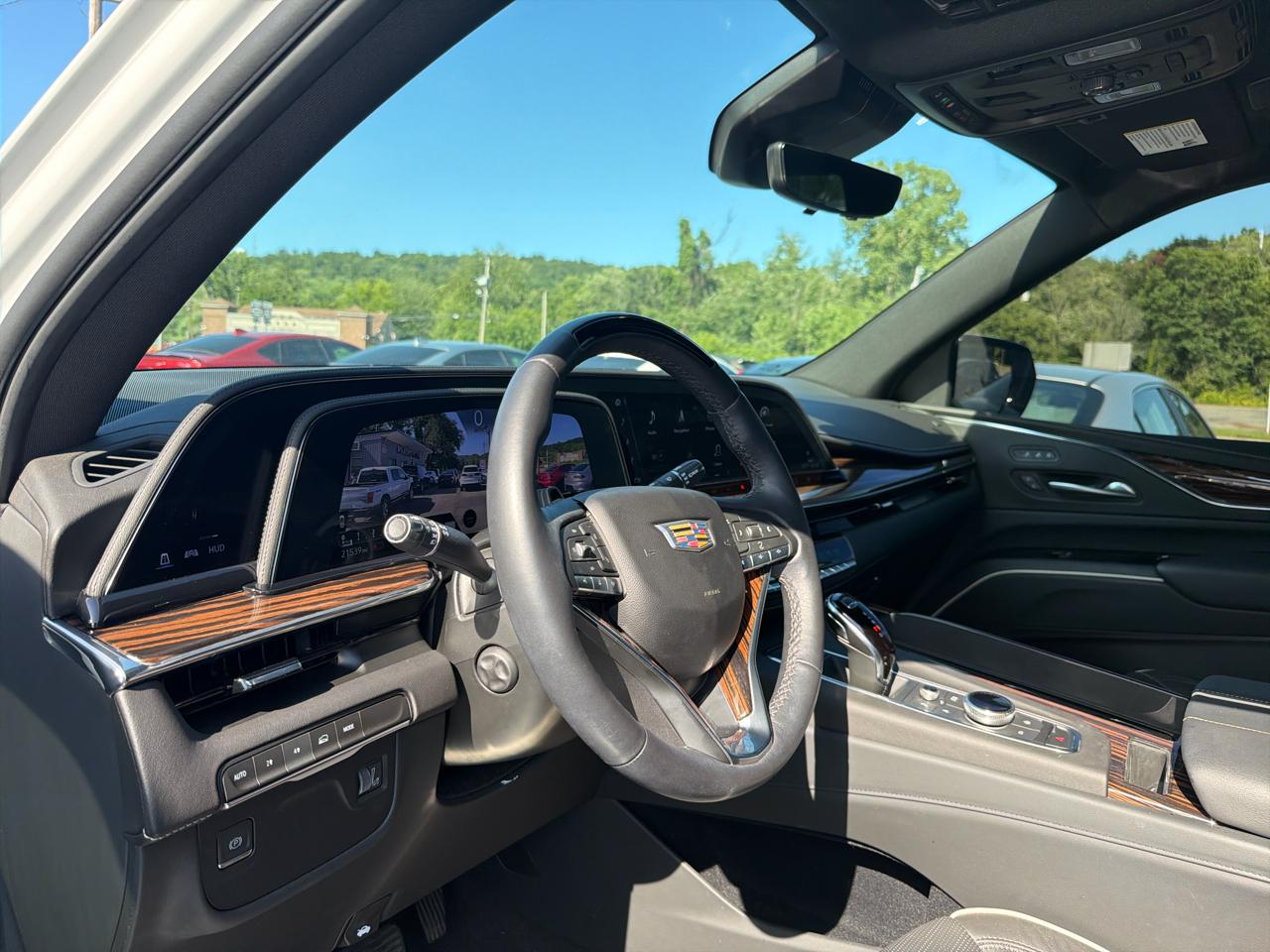 Cadillac Escalade 4WD 4dr Premium Luxury 2024