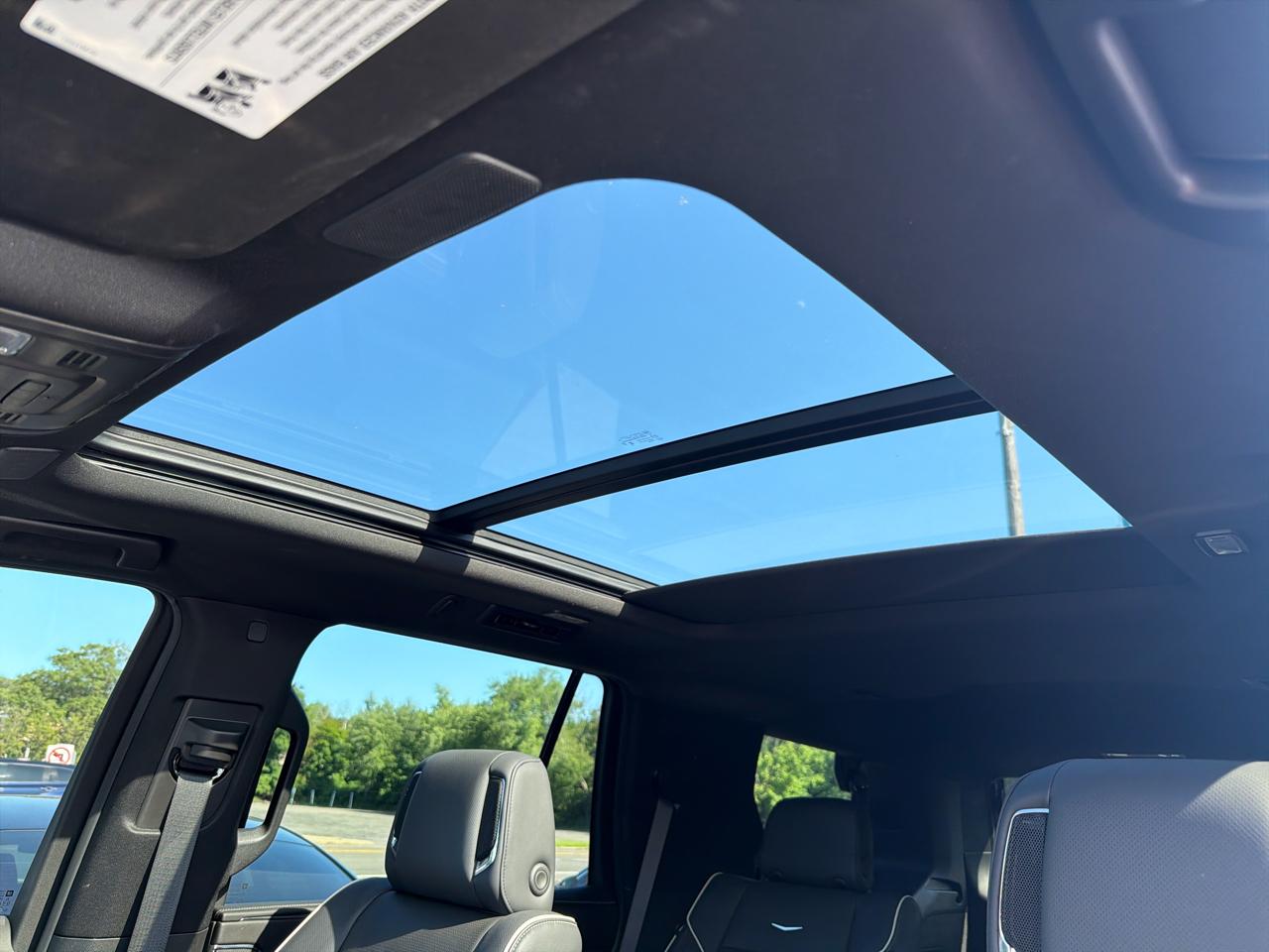 Cadillac Escalade 4WD 4dr Premium Luxury 2024