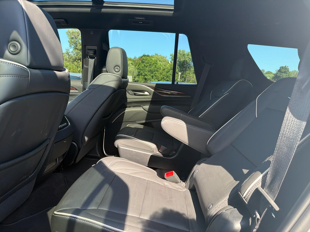Cadillac Escalade 4WD 4dr Premium Luxury 2024