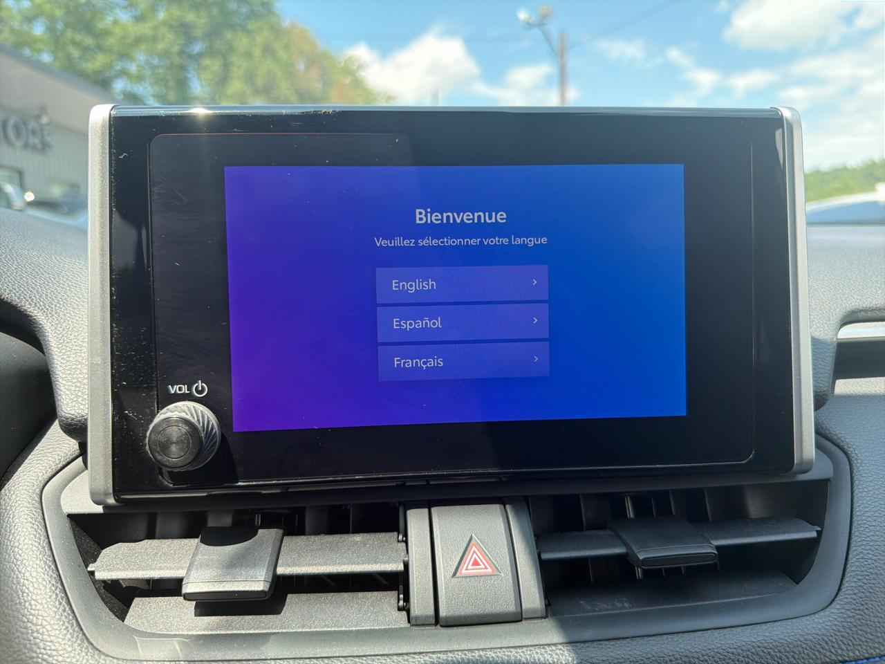 Toyota RAV4 Hybrid SE AWD (Natl) 2023