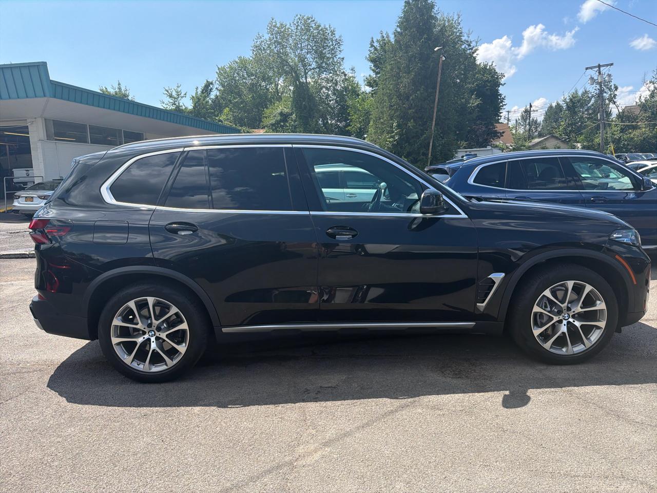 BMW X5 xDrive40i Sports Activity Vehicle 2024