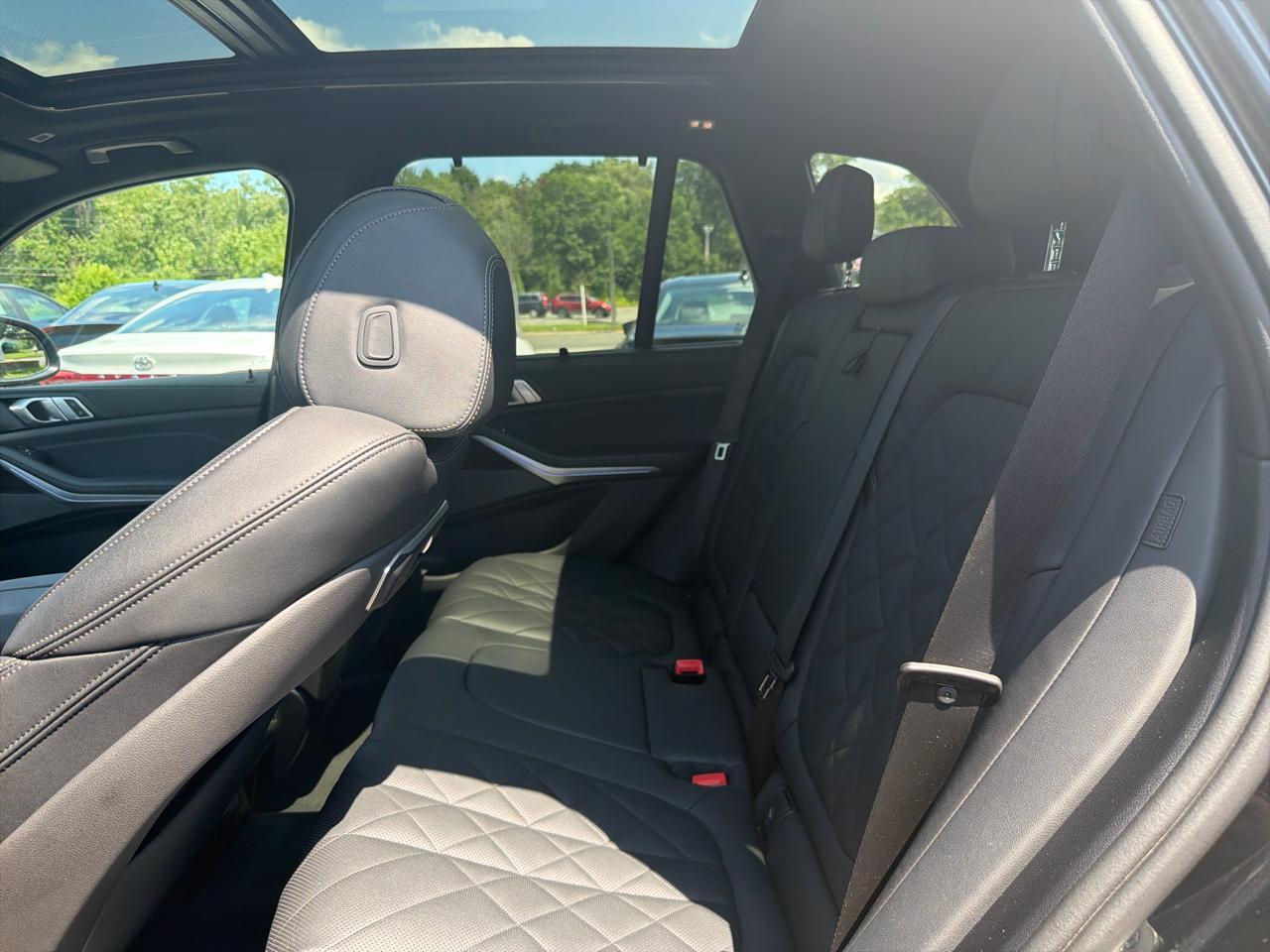 BMW X5 xDrive40i Sports Activity Vehicle 2024