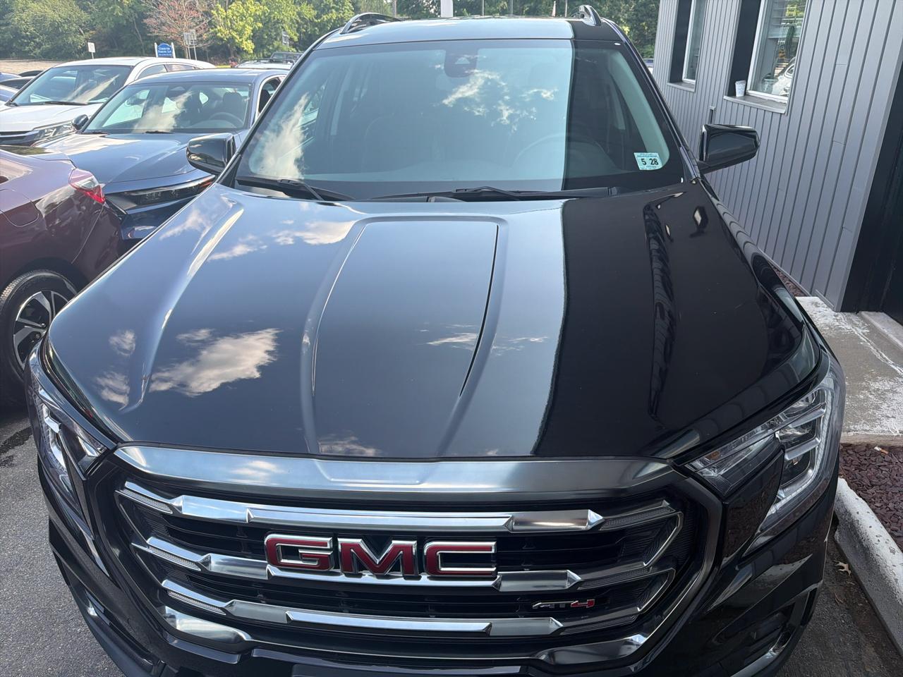 GMC Terrain AWD 4dr AT4 2023