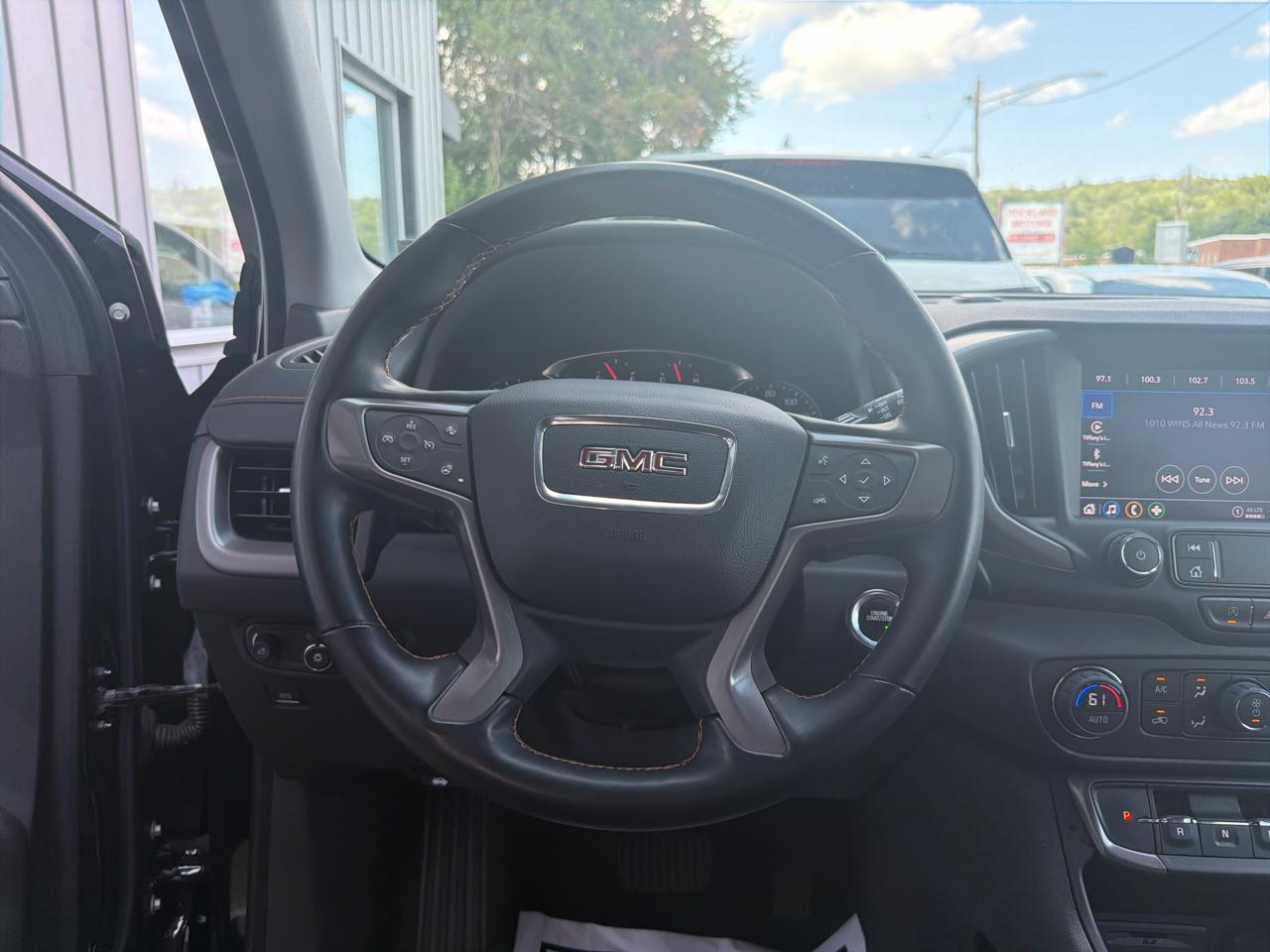 GMC Terrain AWD 4dr AT4 2023