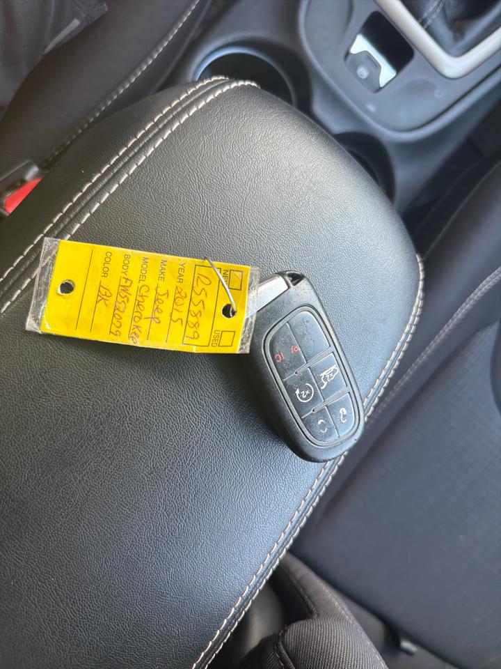 Jeep Cherokee 4WD 4dr Latitude 2015