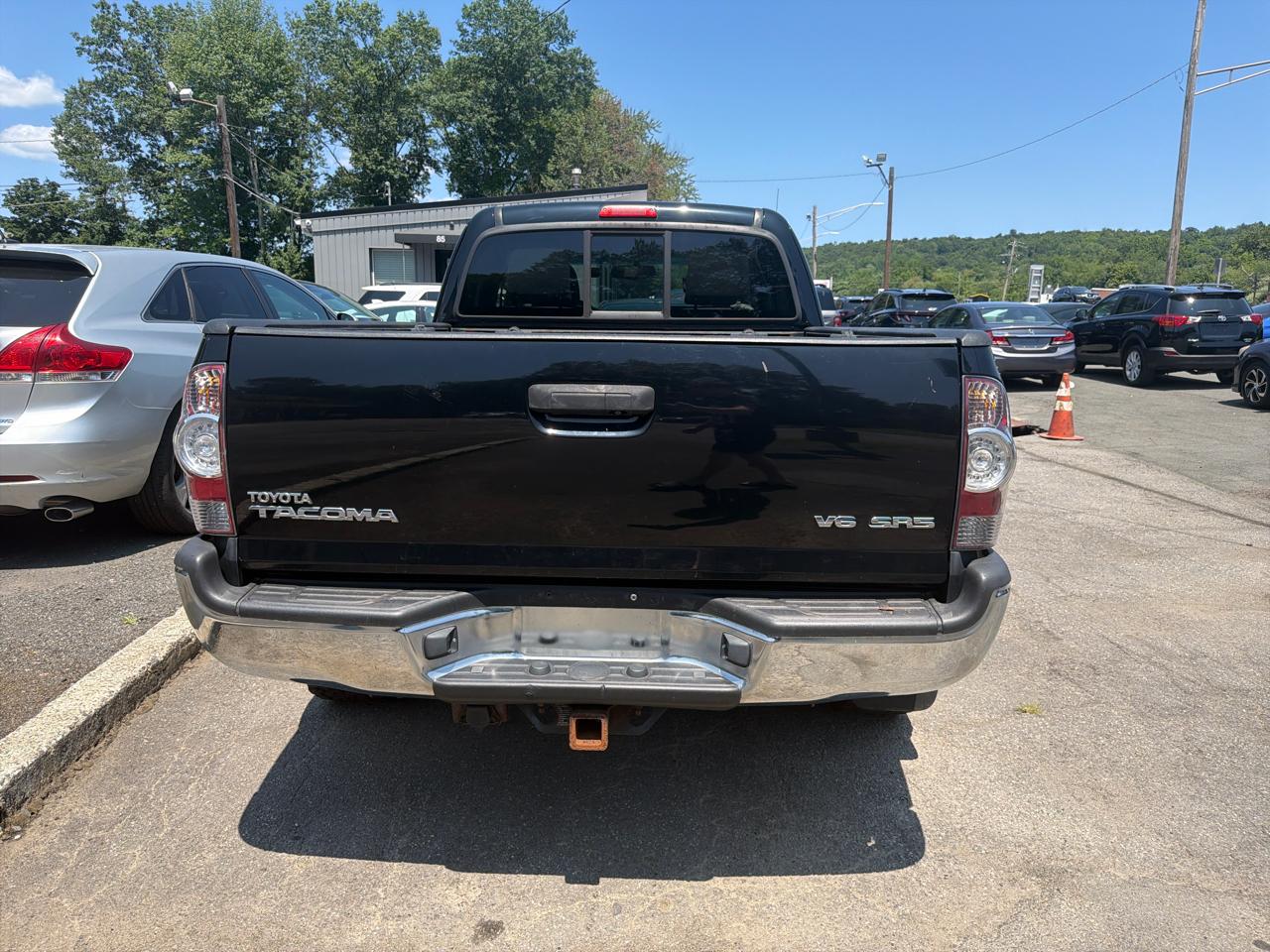 Toyota Tacoma 4WD Access V6 MT (Natl) 2011