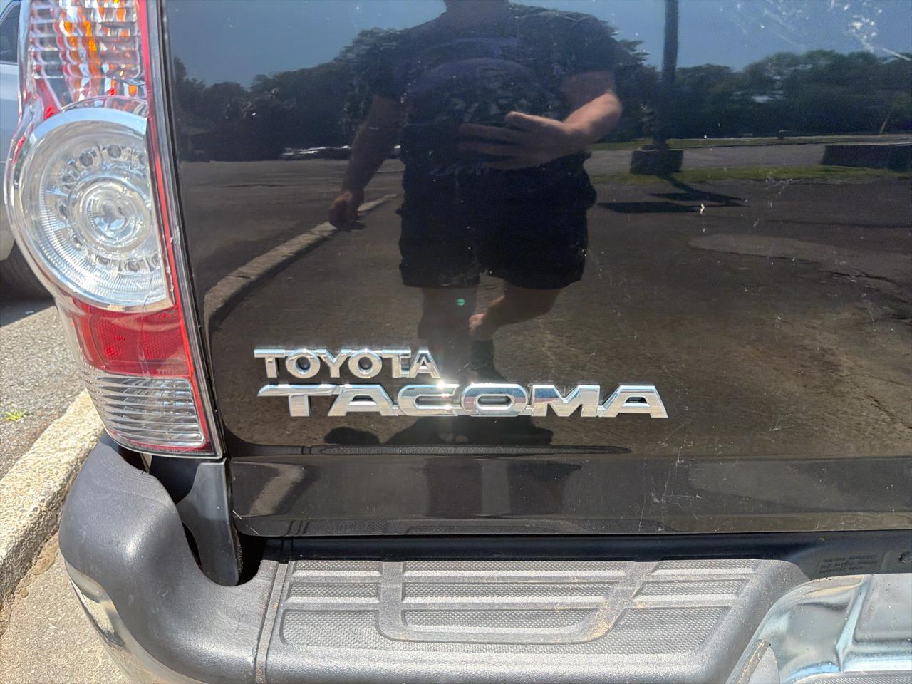 Toyota Tacoma 4WD Access V6 MT (Natl) 2011