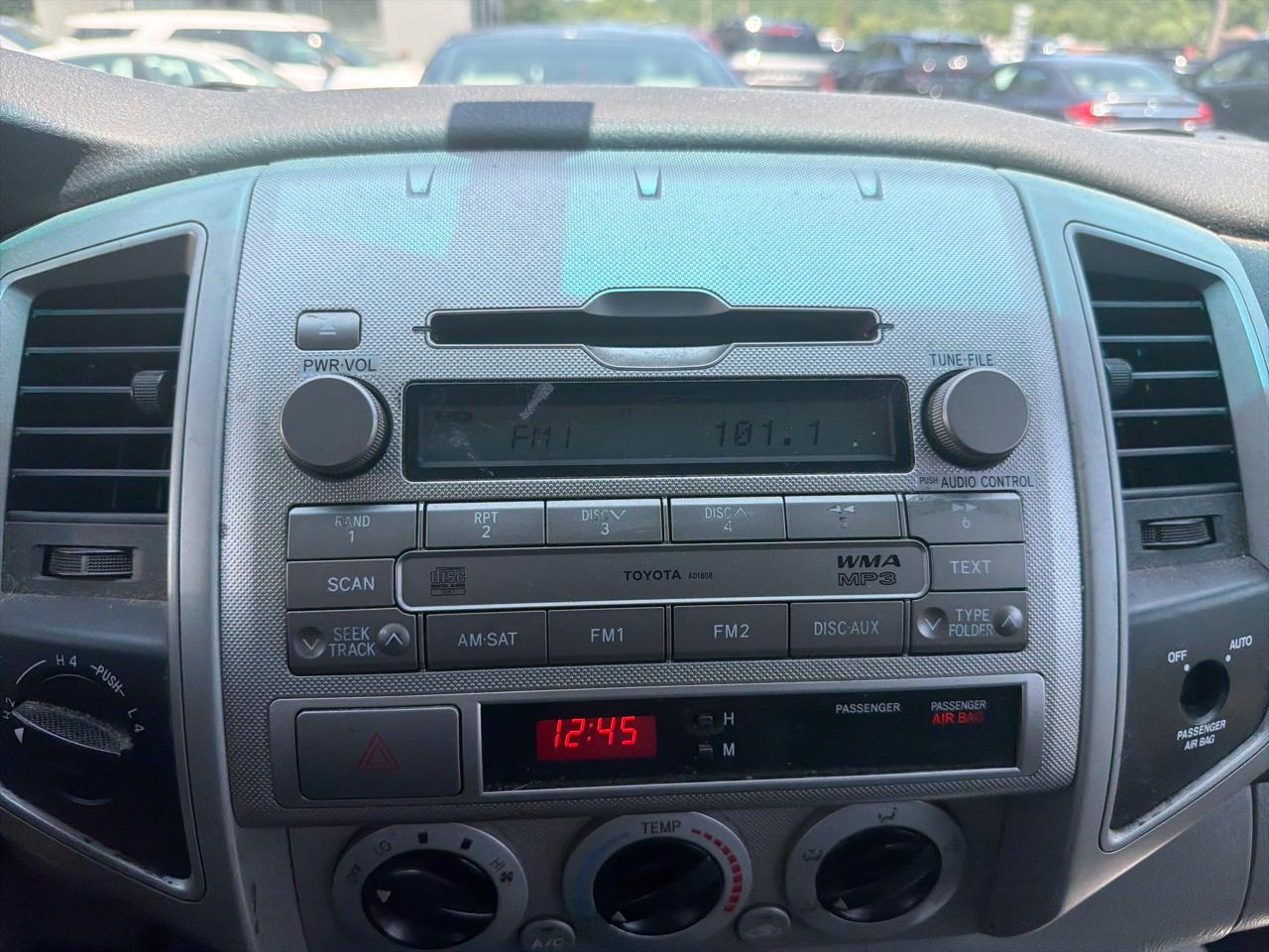 Toyota Tacoma 4WD Access V6 MT (Natl) 2011