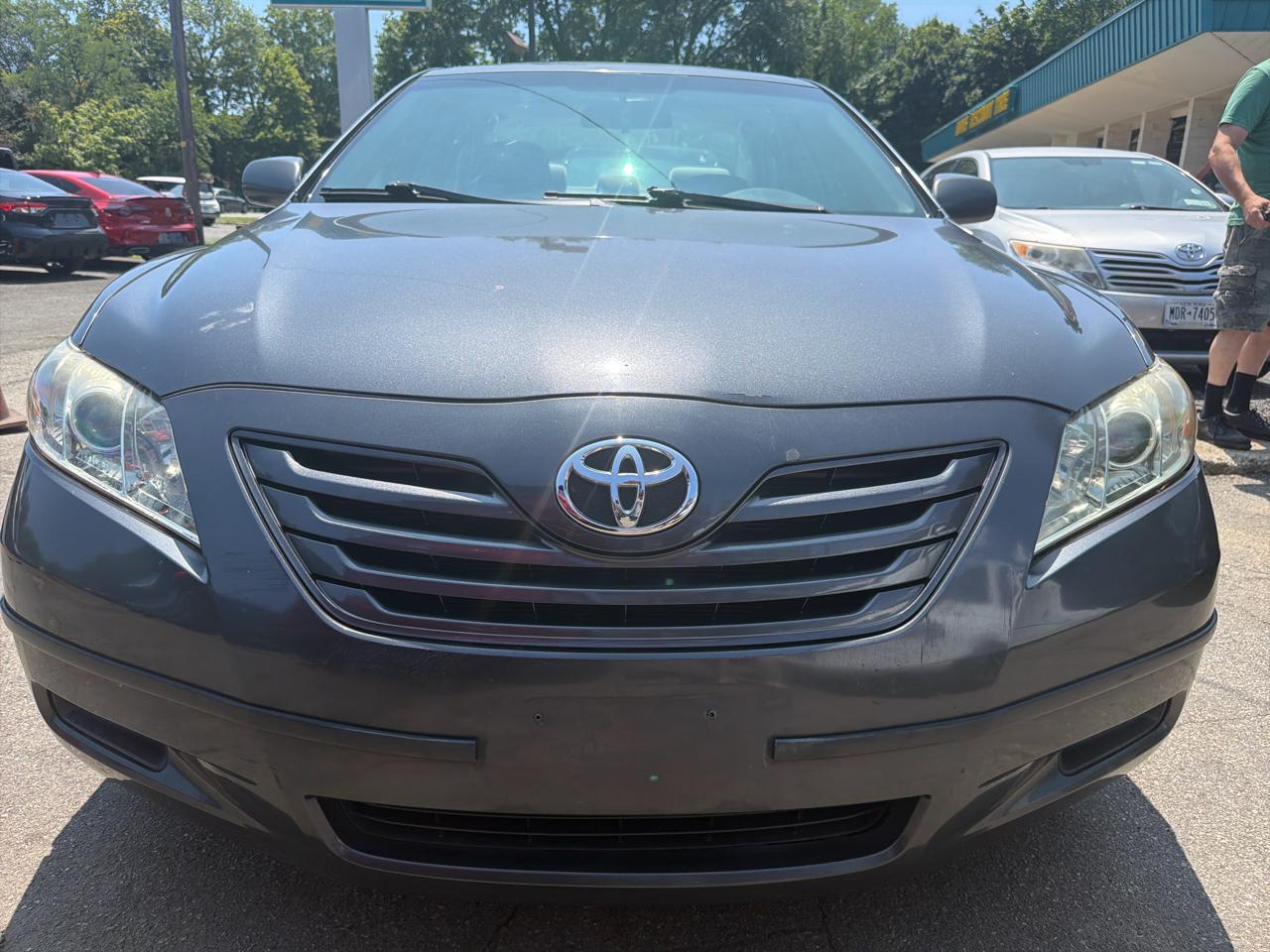 Toyota Camry 4dr Sdn I4 Man (Natl) 2009