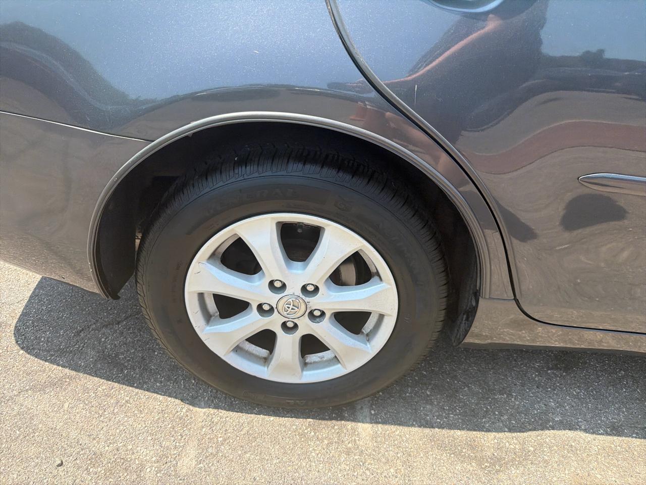 Toyota Camry 4dr Sdn I4 Man (Natl) 2009