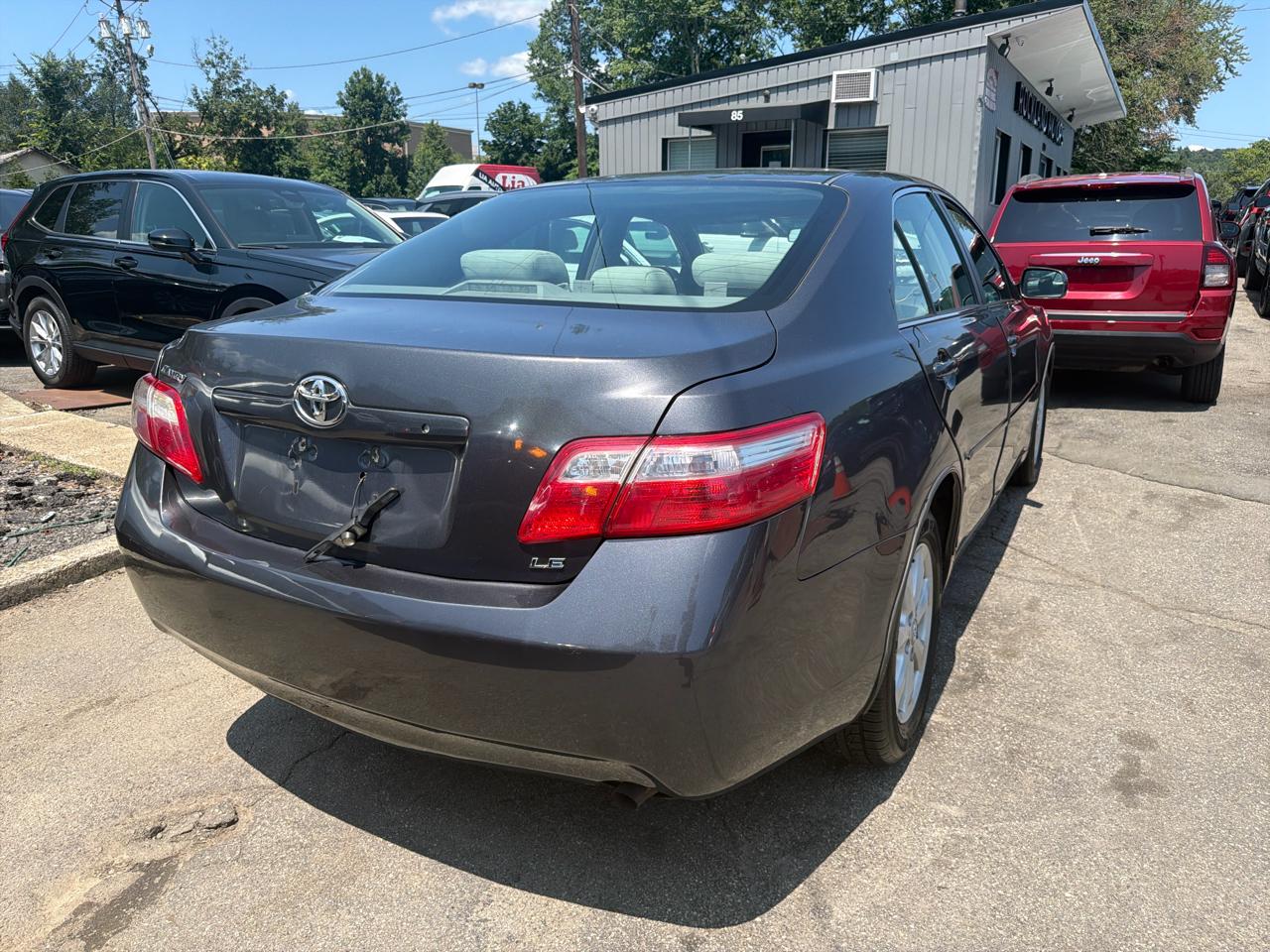 Toyota Camry 4dr Sdn I4 Man (Natl) 2009