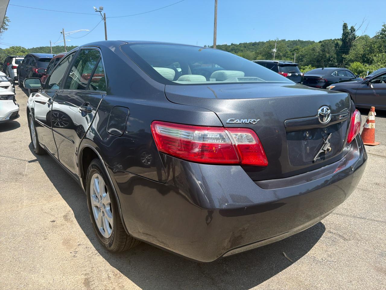 Toyota Camry 4dr Sdn I4 Man (Natl) 2009