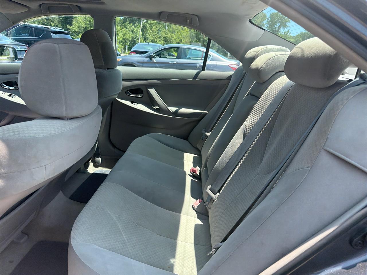 Toyota Camry 4dr Sdn I4 Man (Natl) 2009