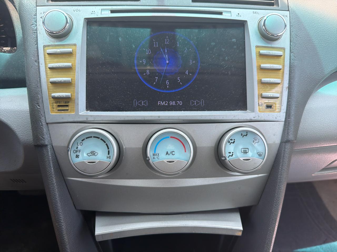 Toyota Camry 4dr Sdn I4 Man (Natl) 2009