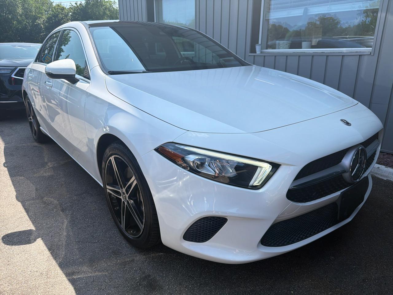Mercedes-Benz A-Class A 220 4MATIC Sedan 2022