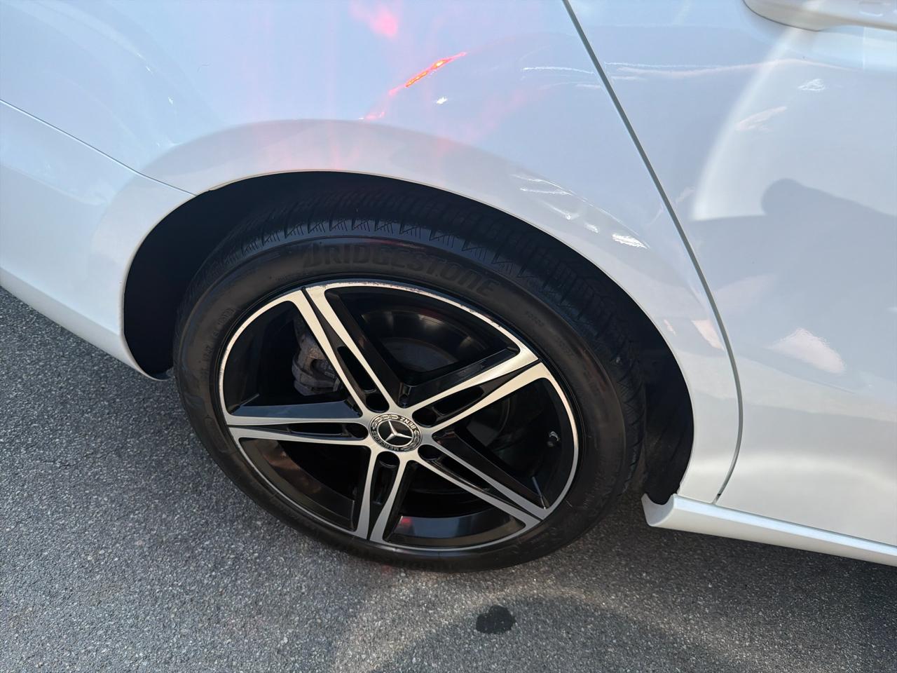 Mercedes-Benz A-Class A 220 4MATIC Sedan 2022