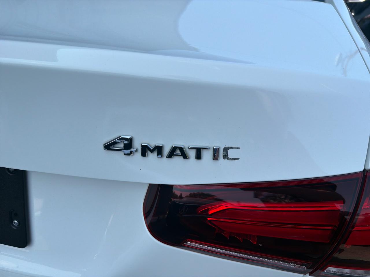 Mercedes-Benz A-Class A 220 4MATIC Sedan 2022