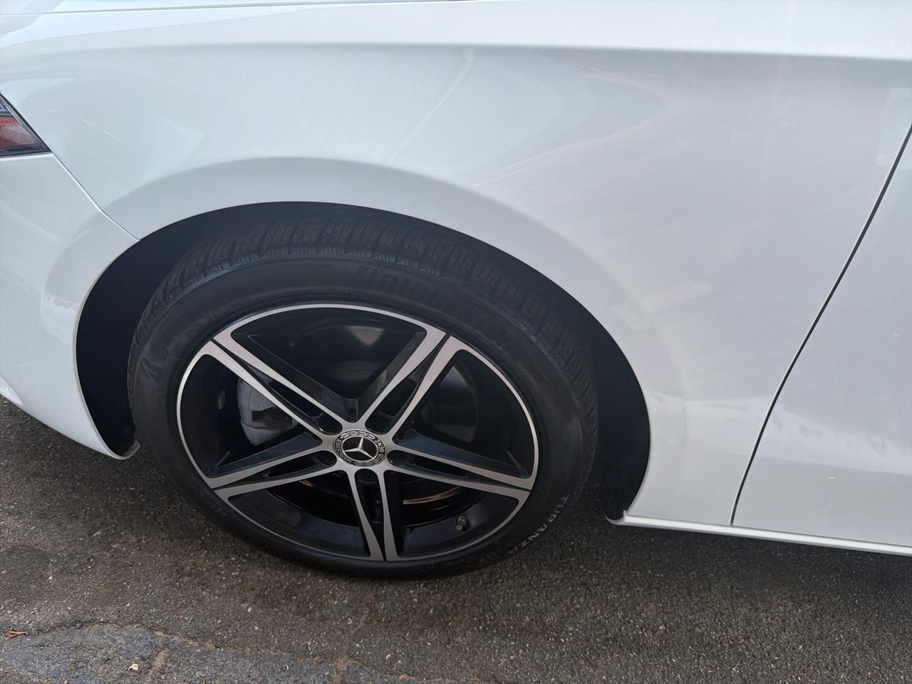 Mercedes-Benz A-Class A 220 4MATIC Sedan 2022